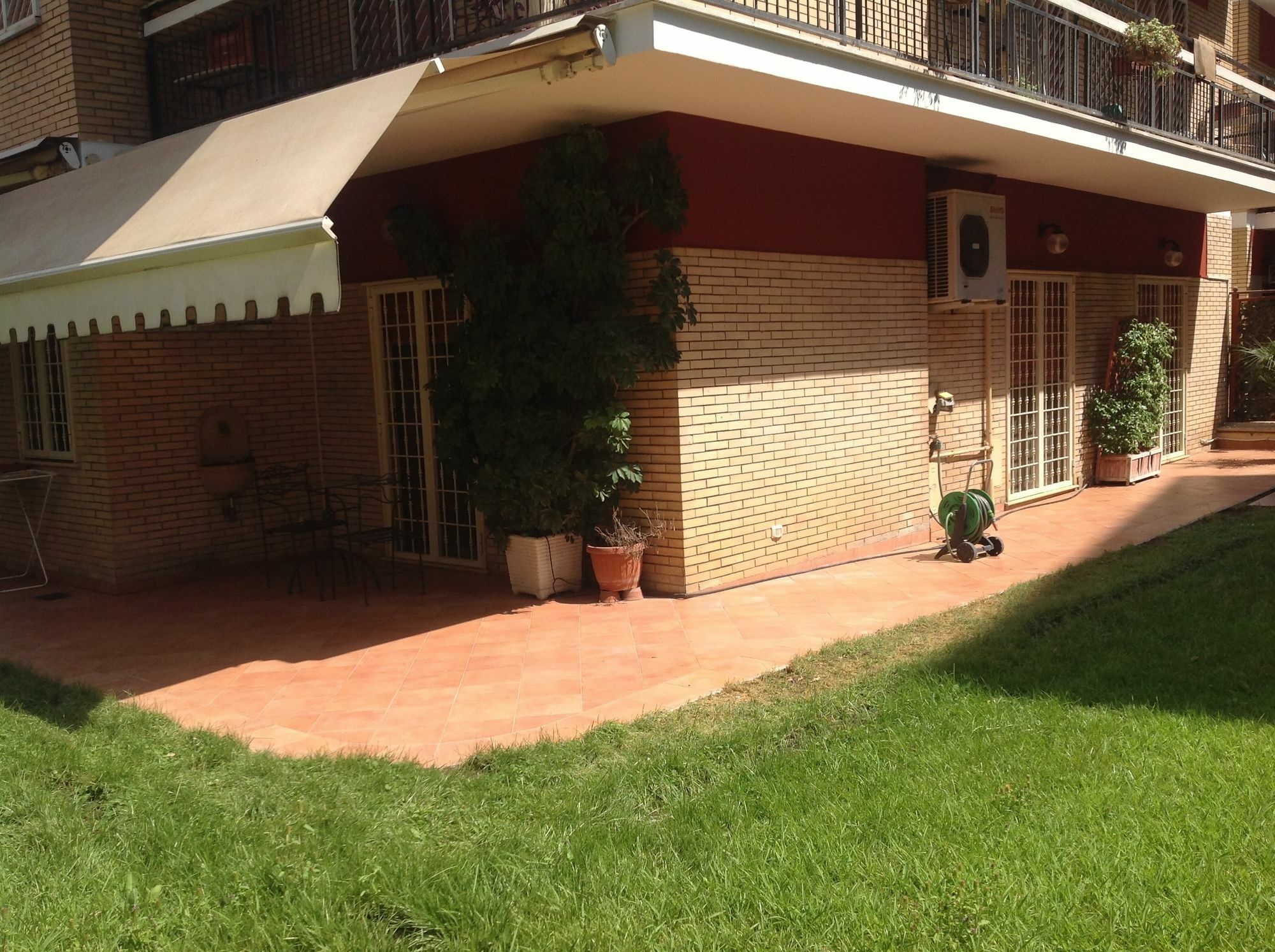 ตาเลนติ เฮาส์ Bed & Breakfast โรม ภายนอก รูปภาพ